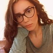 Studentessa diplomata al liceo linguistico offre lezioni di lingua, più precisamente inglese, francese e spagnolo